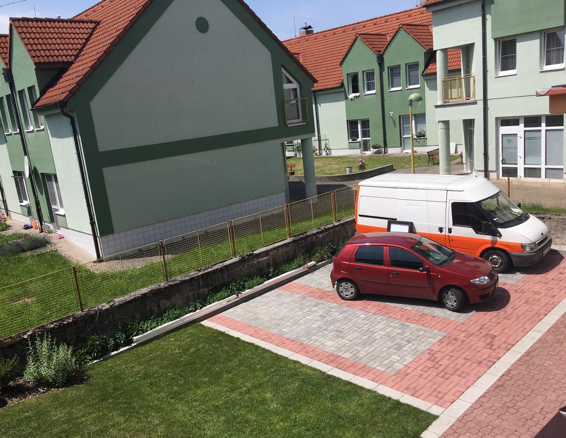 Apartmany Na Sadech Trzeboń Zewnętrze zdjęcie